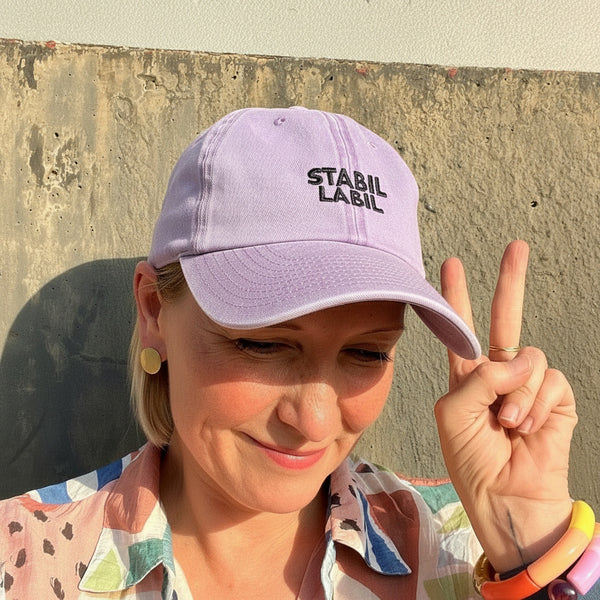 Basecap „STABIL LABIL“ - lila