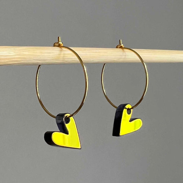 Ohrhänger „Regenbogen-Herz“ Schwarz