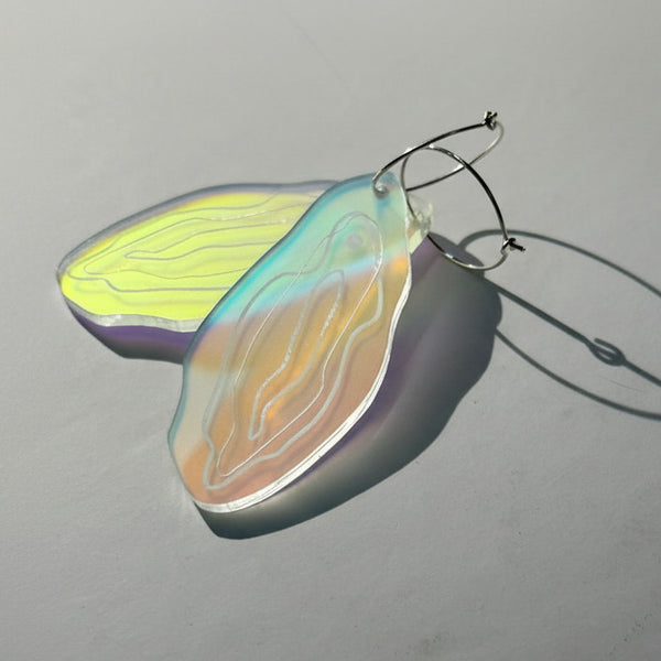 Ohrhänger „Vulva“ Regenbogen