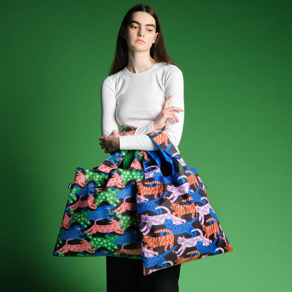 Tragetasche "Power Cats" aus recyceltem Material