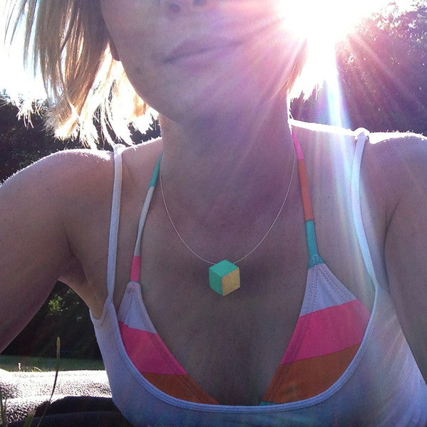 Kette "Ambivalenz" Seegrün-Gold