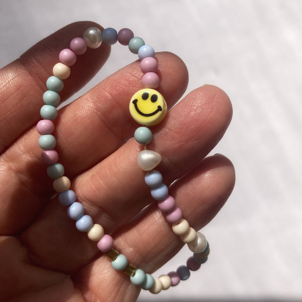 Arm- & Fußkettchen Smiley Perle Pastell