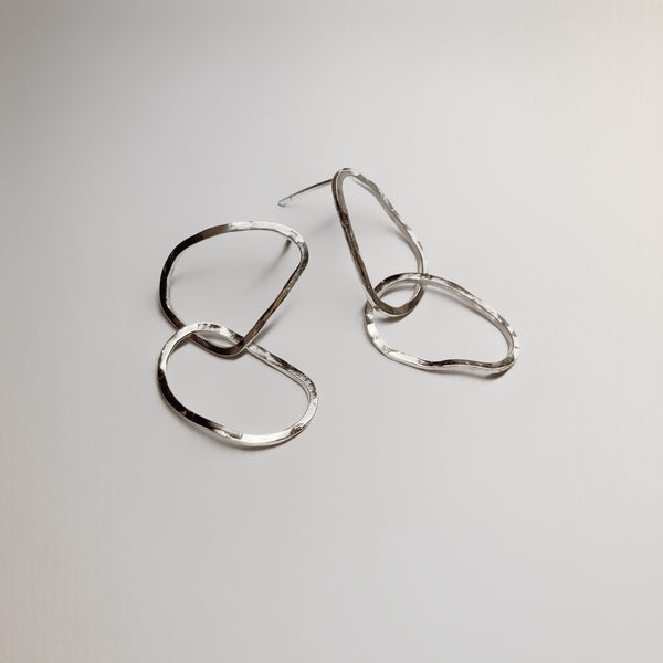 Ohrstecker hängend „Wabi-Sabi“ Silber