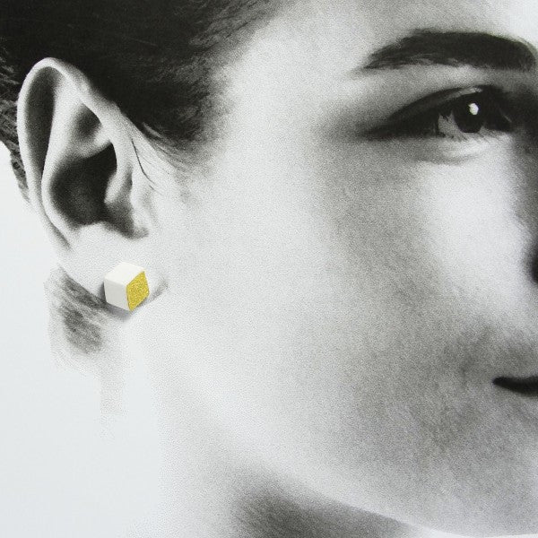 Ohrstecker "Ambivalenz" Weiß-Gold